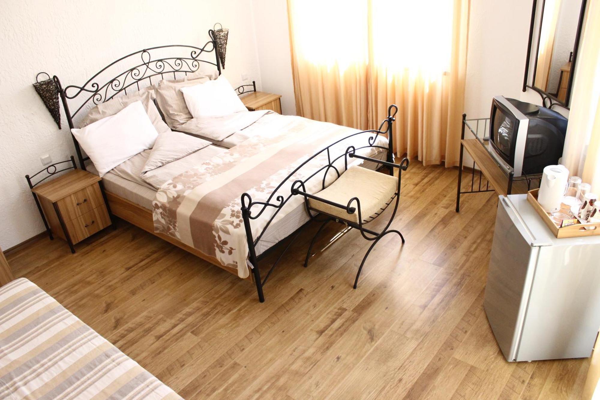 Family Hotel Bellehouse Chernomorets Room photo