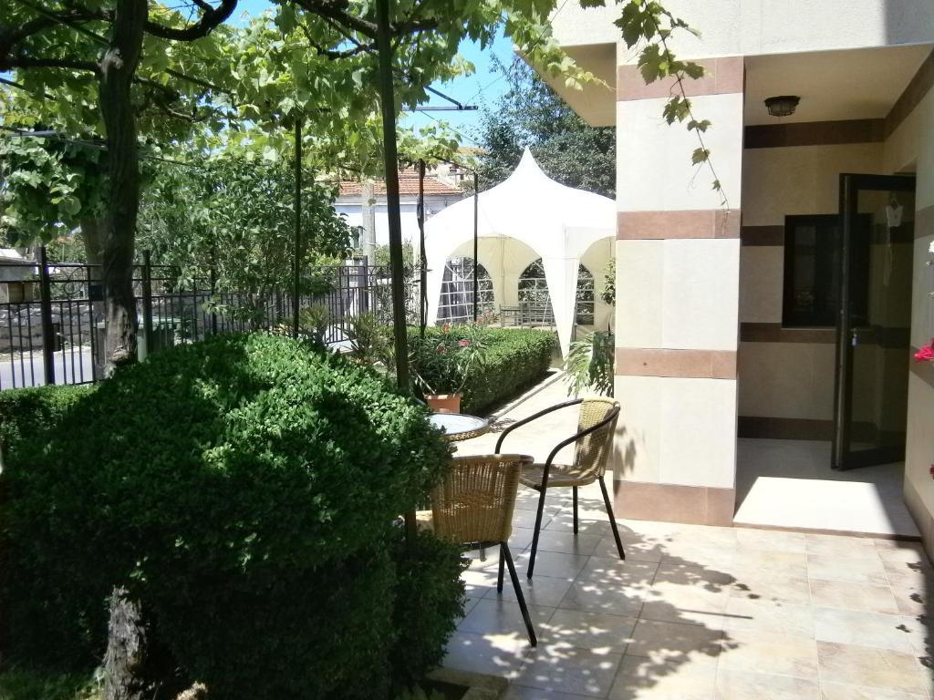 Family Hotel Bellehouse Chernomorets Exterior photo